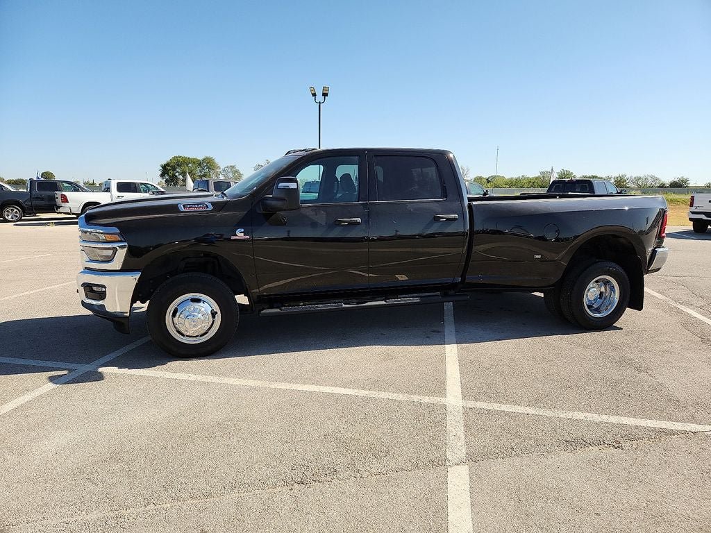 Used 2026 RAM 3500 Tradesman AWD/4WD image 2