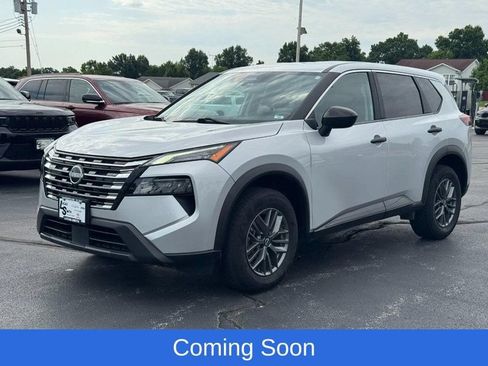 Used 2024 Nissan Rogue S FWD image 8