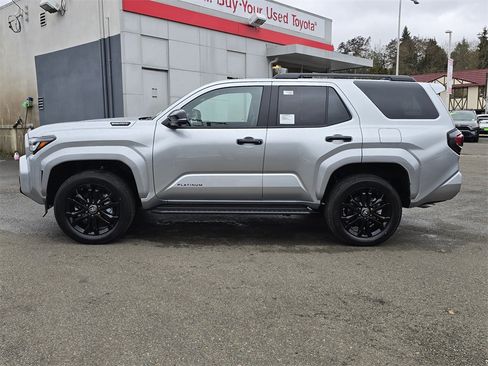New 2026 Toyota 4Runner 4WD image 5