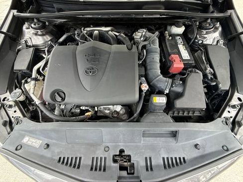 Used 2019 Toyota Camry XSE image 27