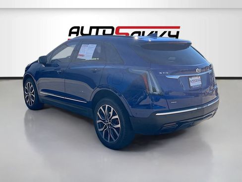 Used 2023 Cadillac XT5 Sportv w/ Technology Package AWD/4WD image 5