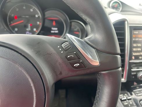 Used 2012 Porsche Cayenne image 24