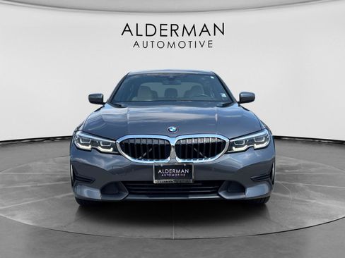 Used 2019 BMW 330i xDrive Sedan w/ Premium Package AWD/4WD image 8