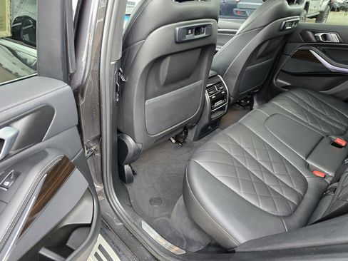 Used 2023 BMW X5 xDrive40i image 32