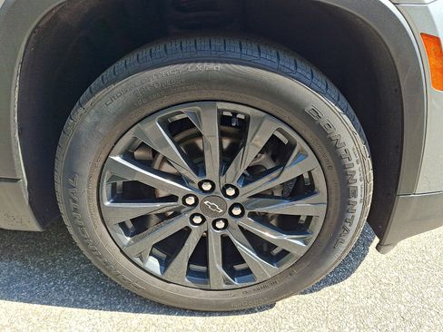 Used 2023 Chevrolet Traverse RS AWD/4WD image 8
