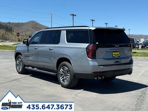 Used 2025 Chevrolet Suburban Z71 AWD/4WD image 3