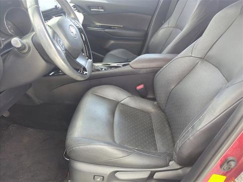 Used 2019 Toyota C-HR Limited image 13