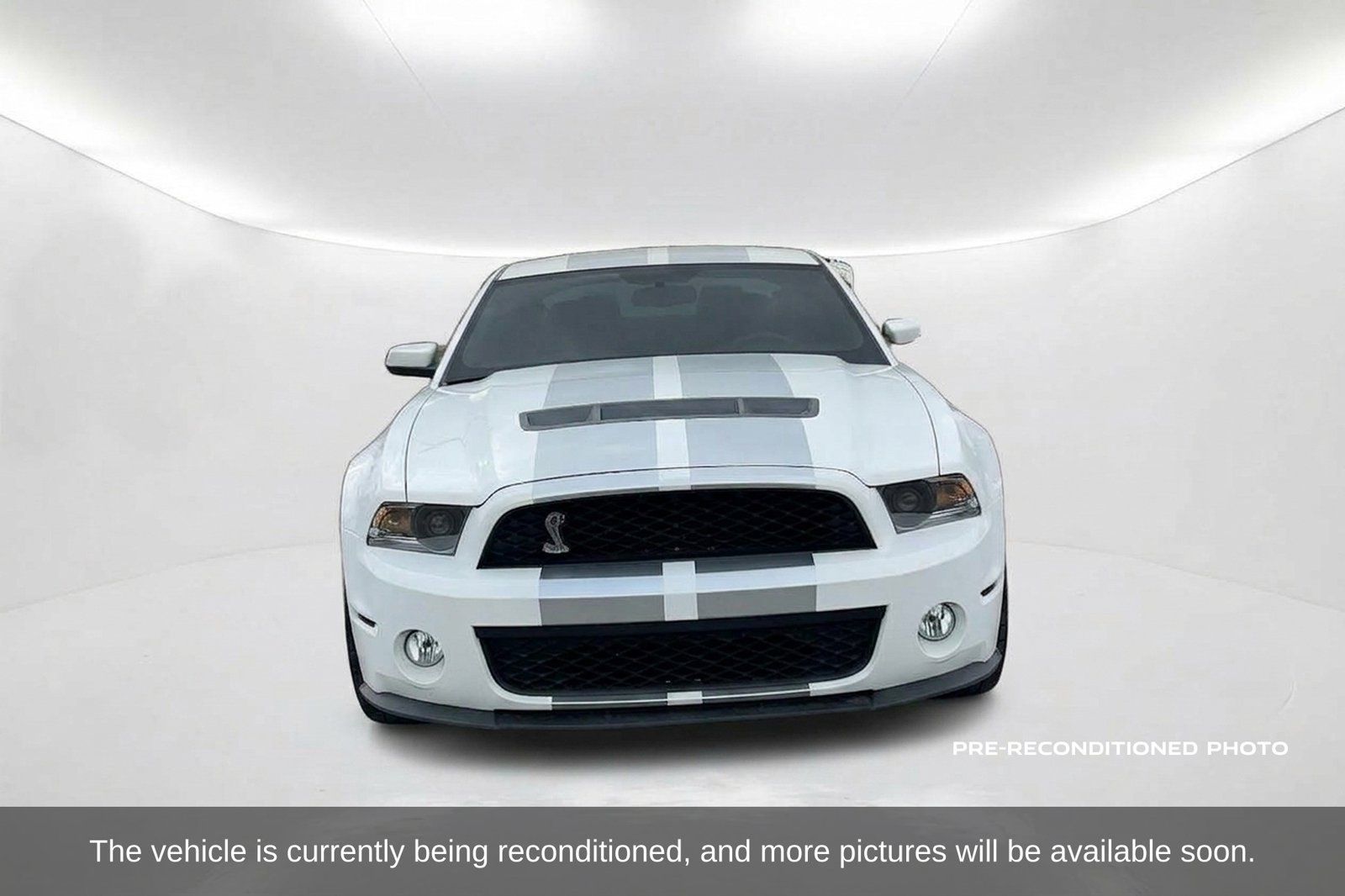 Used 2012 Ford Mustang Shelby GT500 w/ SVT Performance Pkg RWD image 2