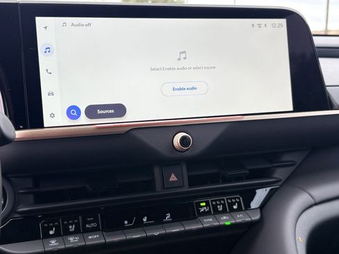 New 2025 Toyota Crown Signia image 13