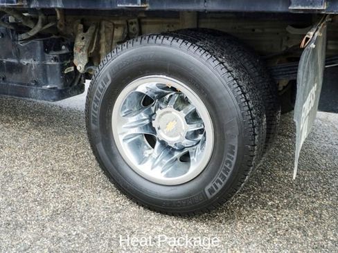 Used 2024 Chevrolet Silverado 3500 LT w/ Convenience Package image 6