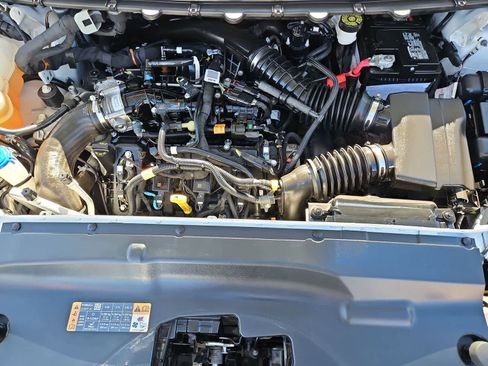 Used 2021 Ford Edge ST image 15