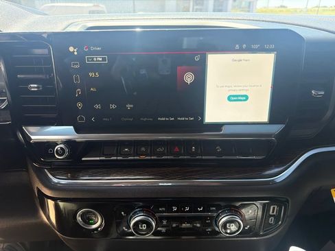 Used 2023 GMC Sierra 1500 Elevation AWD/4WD image 11