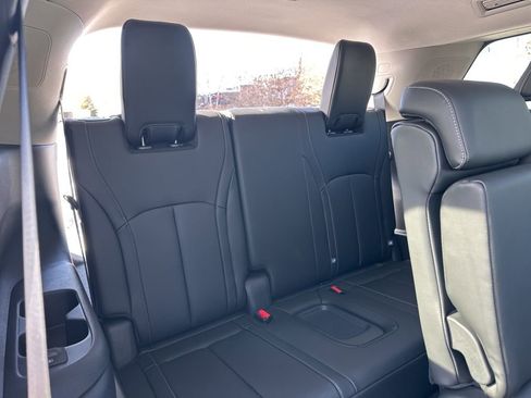 Used 2025 INFINITI QX60 Sensory w/ Vision Package image 38