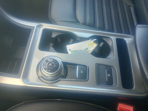 Certified 2024 Ford Edge SEL w/ Convenience Package image 27