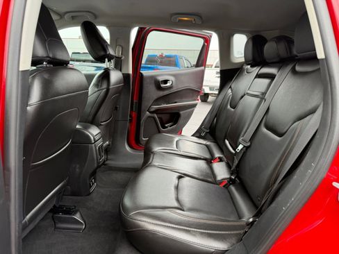 Used 2018 Jeep Compass Limited w/ Navigation Group image 14
