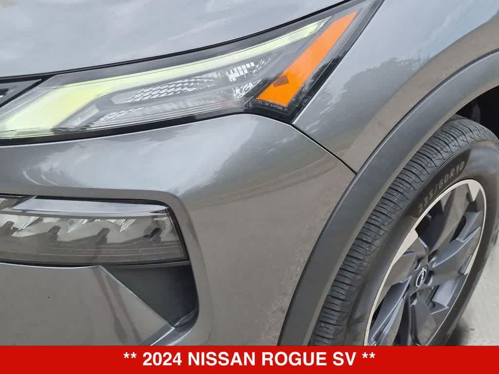 Used 2024 Nissan Rogue SV FWD image 10