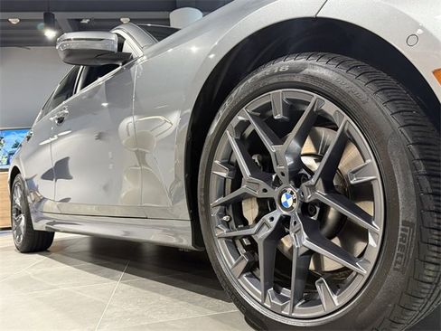 Used 2025 BMW 330i xDrive Sedan w/ Convenience Package image 8