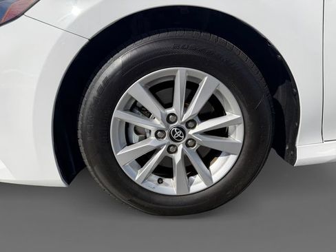 Certified 2025 Toyota Camry LE FWD image 12