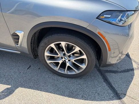 Used 2024 BMW X5 xDrive40i w/ Premium Package AWD/4WD image 7