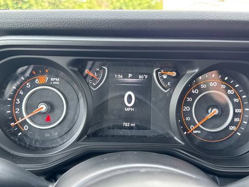 Used 2026 Jeep Wrangler Sport AWD/4WD image 16
