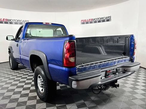 Used 2004 Chevrolet Silverado 2500 W/T RWD image 5