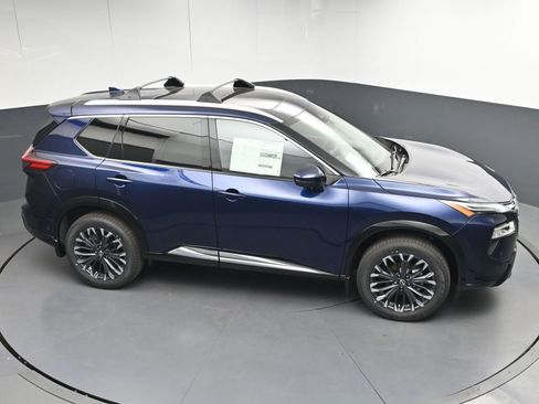 New 2026 Nissan Rogue Platinum w/ Platinum Premium Package AWD/4WD image 36
