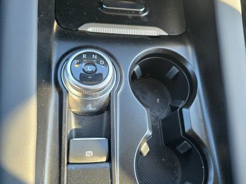 Used 2025 Ford Explorer Active w/ Active Comfort Package image 17