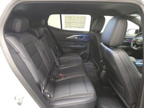 New 2026 Chevrolet Equinox EV LT image 26