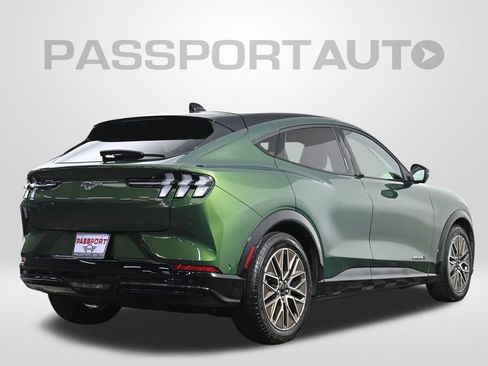 Used 2024 Ford Mustang Mach-E Premium image 9