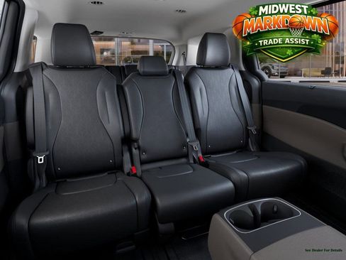 New 2026 Kia Carnival EX image 16