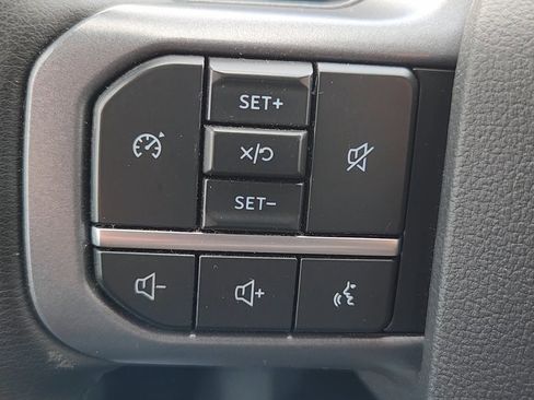 Certified 2025 Ford F250 Lariat AWD/4WD image 12