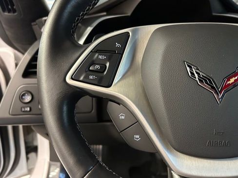 Used 2016 Chevrolet Corvette Z06 w/ 3LZ Preferred Equipment Group image 18