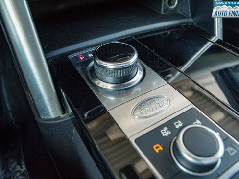 Used 2019 Land Rover Discovery HSE AWD/4WD image 18