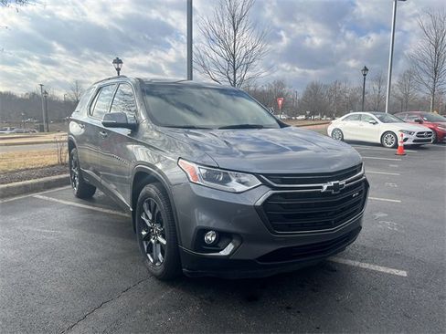Used 2020 Chevrolet Traverse RS image 41