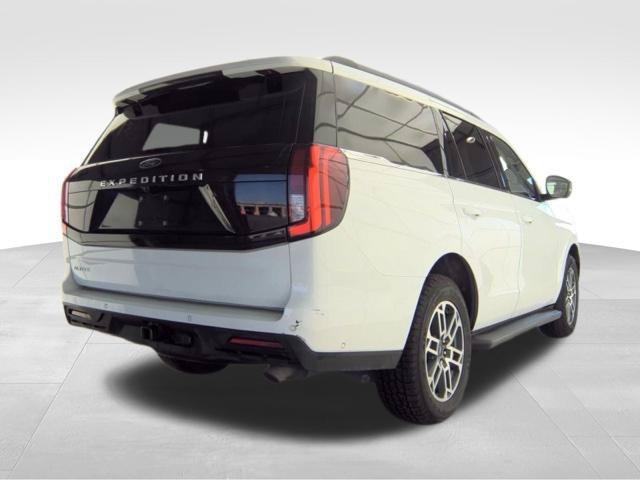 Used 2025 Ford Expedition Active AWD/4WD image 5