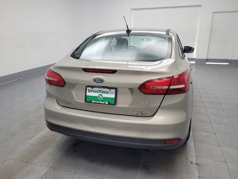 Used 2016 Ford Focus SE image 7
