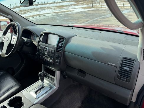Used 2011 Nissan Pathfinder Silver image 14