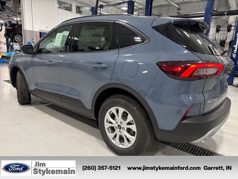 New 2025 Ford Escape Active w/ Tech Pack #1 AWD/4WD image 5