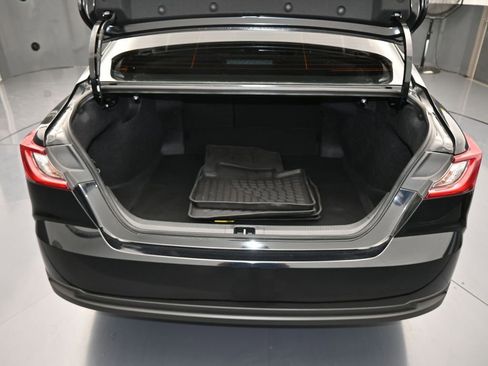 Used 2025 Toyota Camry LE image 37