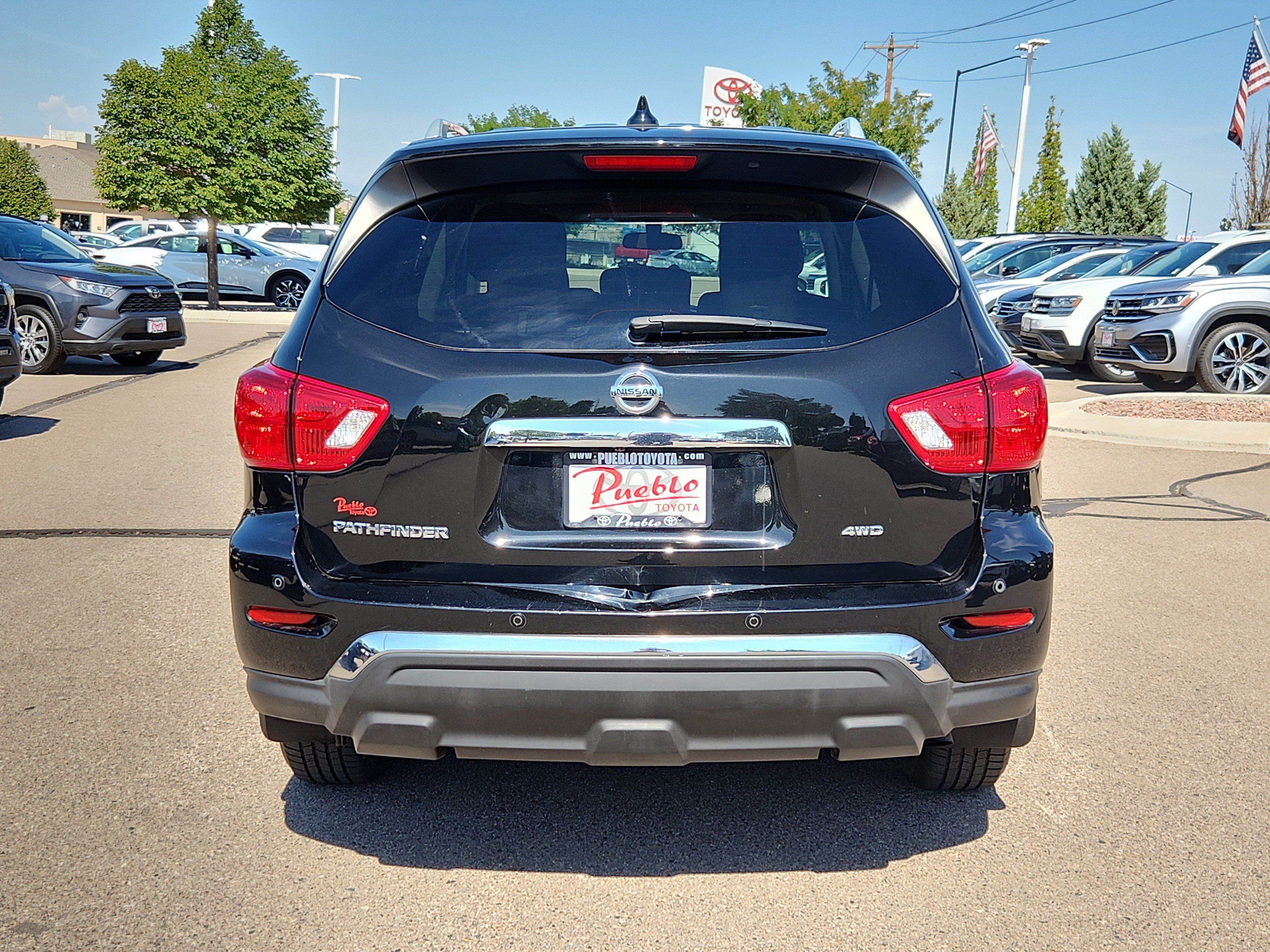 Used 2019 Nissan Pathfinder S AWD/4WD image 15