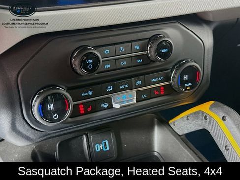 Used 2023 Ford Bronco Badlands w/ Sasquatch Package image 16