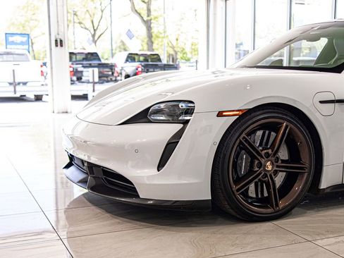 Used 2020 Porsche Taycan Turbo S w/ Premium Package AWD/4WD image 4