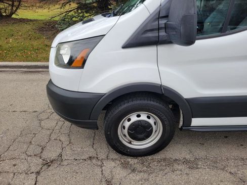 Used 2016 Ford Transit 150 XL image 12