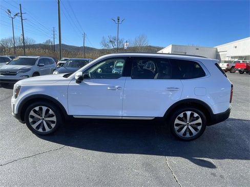 Used 2021 Kia Telluride S image 2