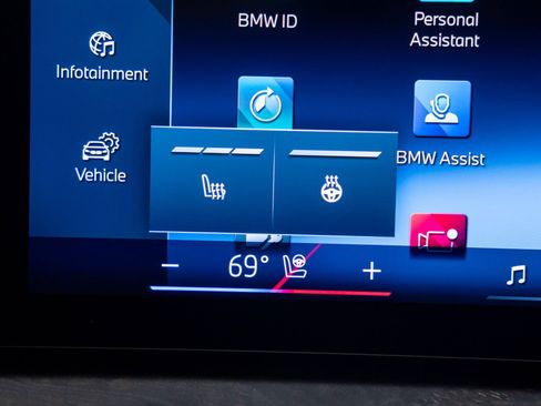 New 2026 BMW X5 xDrive50e w/ M Sport Package image 27