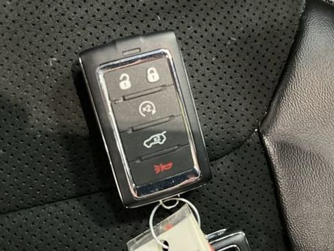 Used 2024 Jeep Grand Cherokee L Altitude AWD/4WD image 41