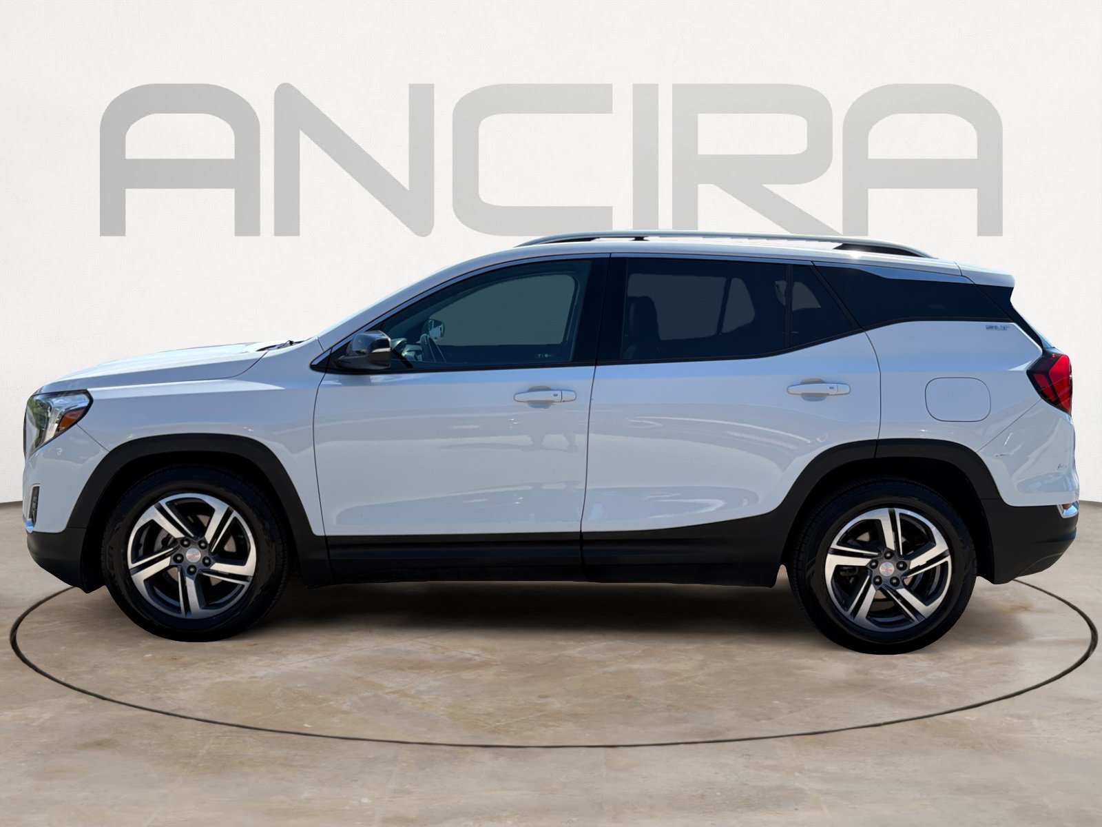 Used 2018 GMC Terrain SLT w/ LPO, Black Accent Package FWD image 7