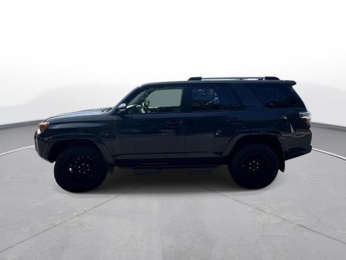 Certified 2024 Toyota 4Runner SR5 Premium w/ Moonroof Package AWD/4WD image 9