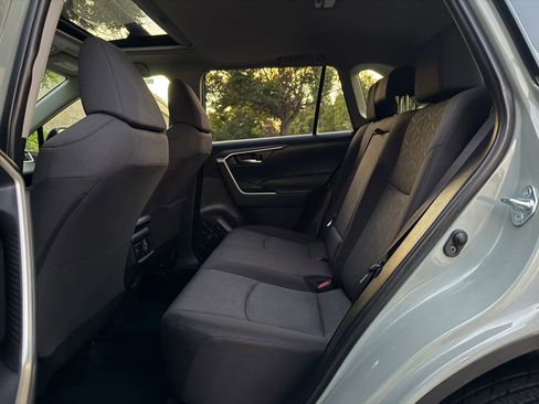 Used 2019 Toyota RAV4 XLE w/ Convenience Package image 49