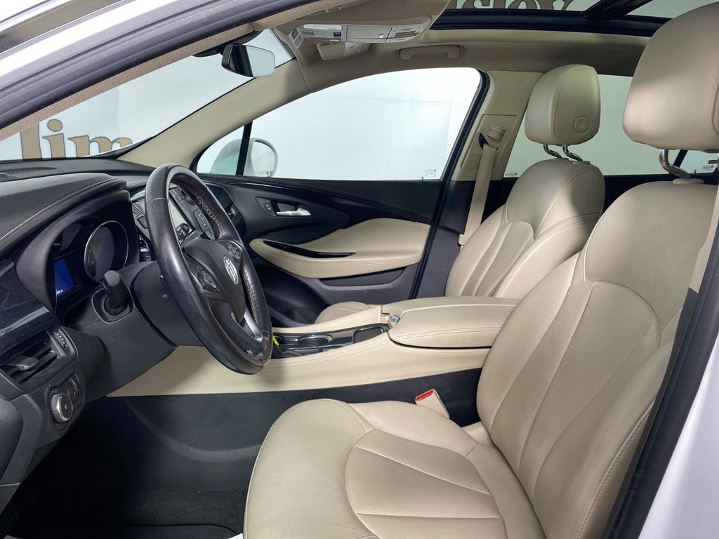 Used 2018 Buick Envision Essence FWD image 11